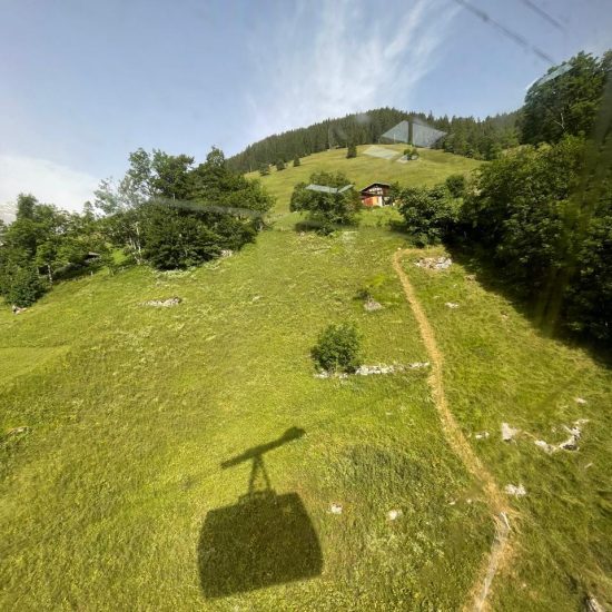 VIAGEM DE VERÃO AOS ALPES SUÍÇOS